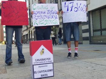 Acción por la RBis y en Solidaridad con la Acampada por la Dignidad en el INEM de La Laguna